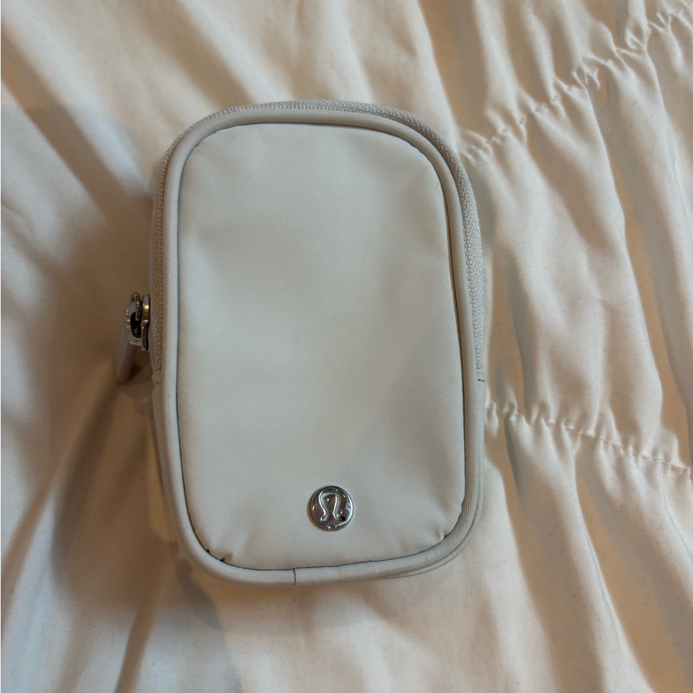 lululemon athletica Cream Pouch
